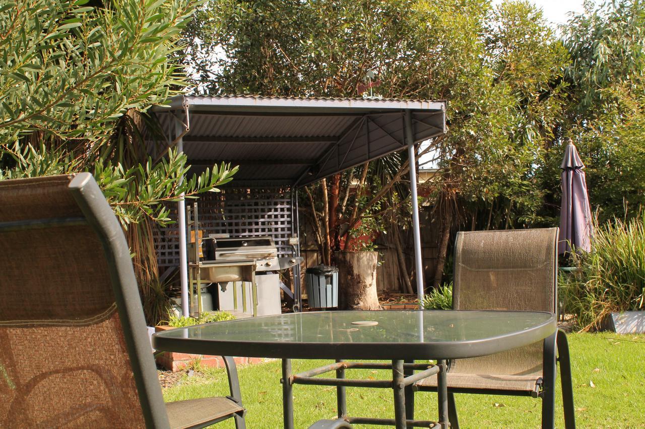 Inverloch Motel Kültér fotó